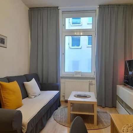 Zwei-Zimmer Wohnung In Wiesbadens Westend Εξωτερικό φωτογραφία