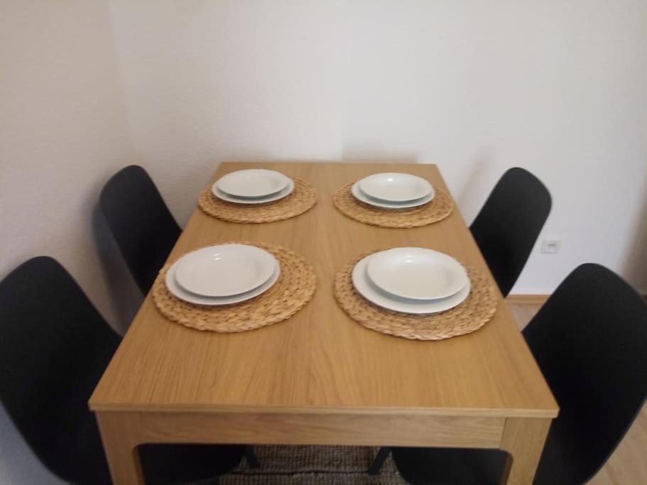 Zwei-Zimmer Wohnung In Wiesbadens Westend Εξωτερικό φωτογραφία