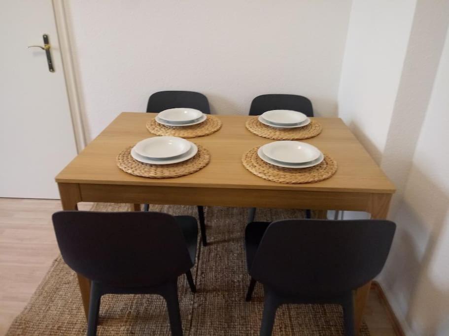 Zwei-Zimmer Wohnung In Wiesbadens Westend Εξωτερικό φωτογραφία